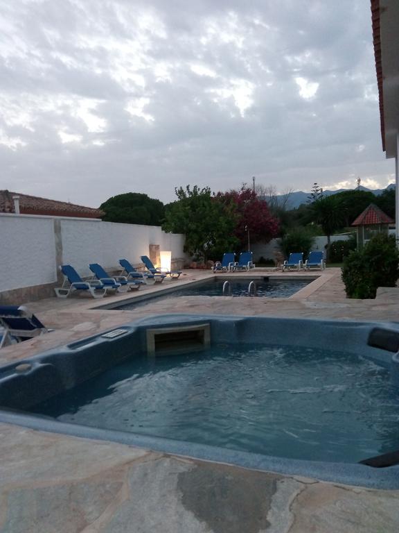 Y Kai (adults Only) Marbellac